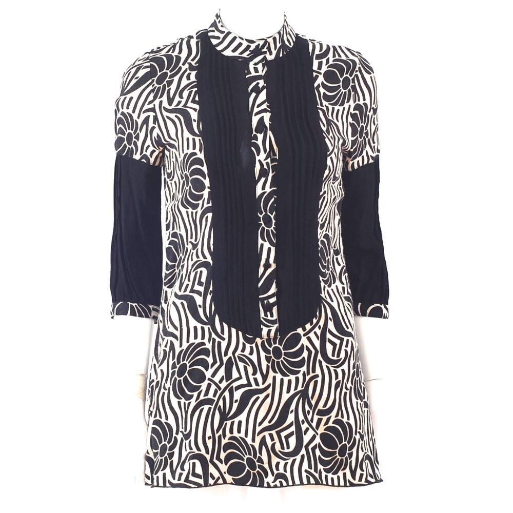 Anna Sui Combed Rayon Black $ White Tunic With Narrow Pleats - USA